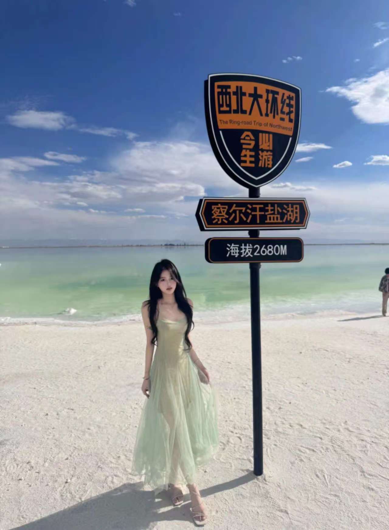 DƬ